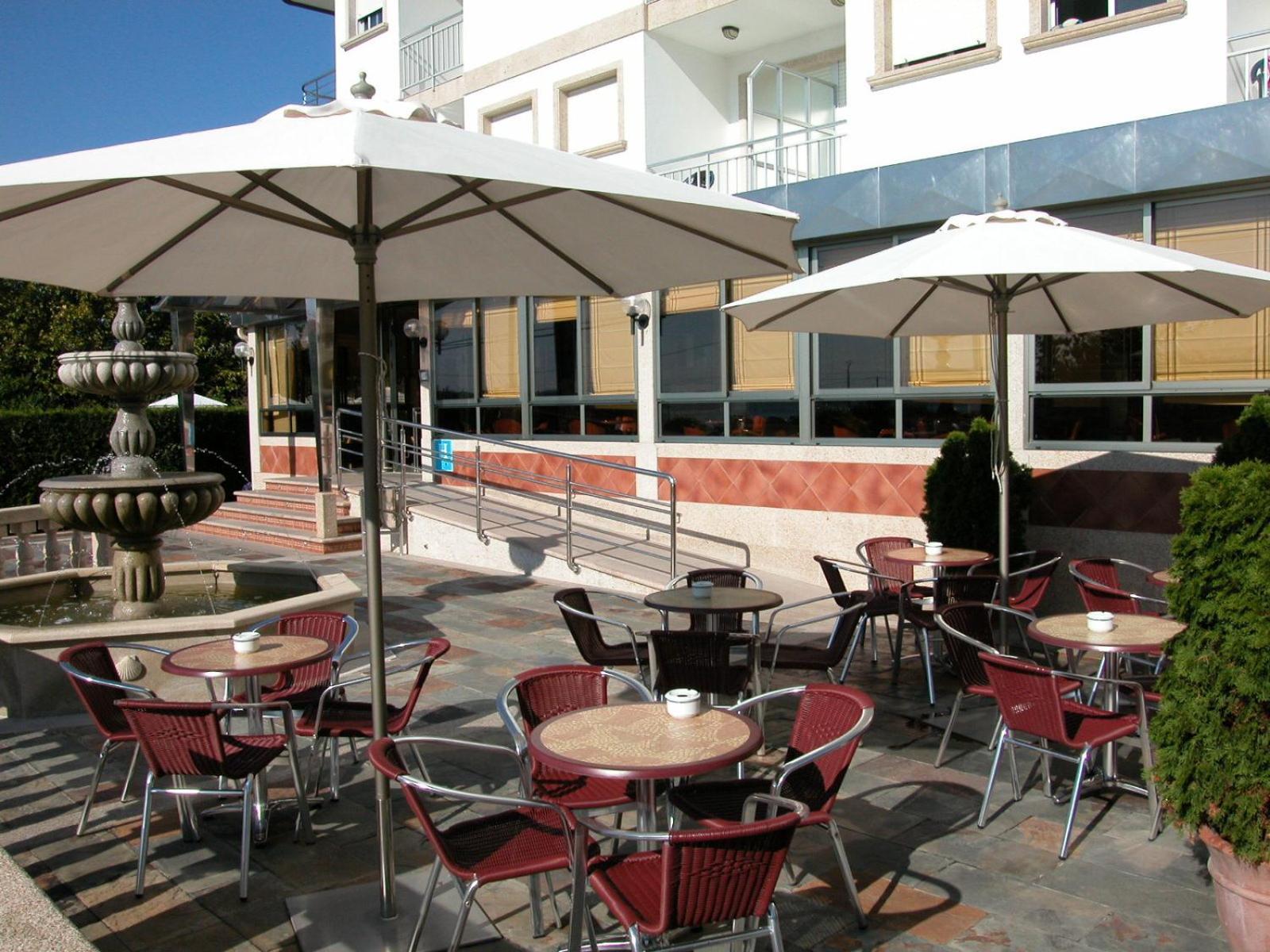 Hotel Pineiro 2 Estrellas Superior Playa de la Lanzada Exteriör bild